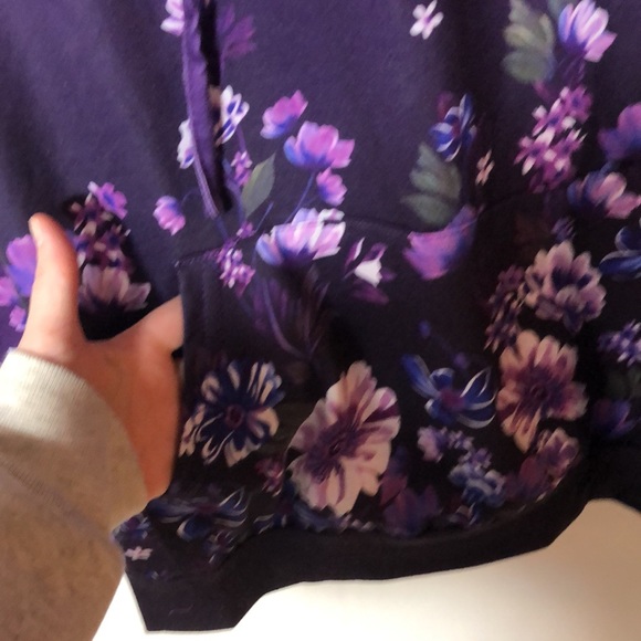 Unbranded purple floral hoodie - Picture 3 of 10